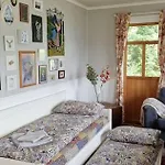 Apartment Main Floor In The Lyngen Alps, Whole House Rentable Lyngseidet