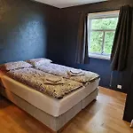 Main Floor In The Lyngen Alps, Whole House Rentable Apartment *