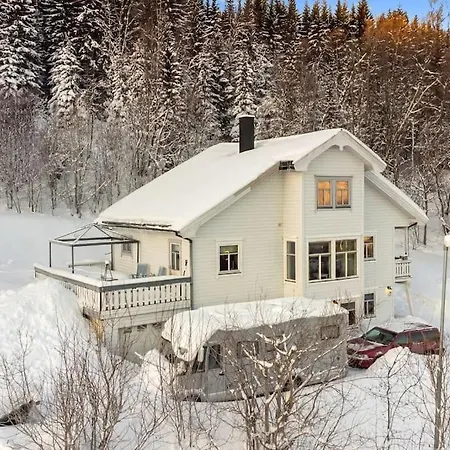 Main Floor In The Lyngen Alps, Whole House Rentable * Lyngseidet