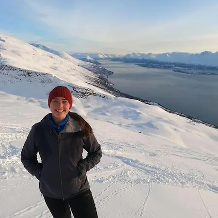 Main Floor In The Lyngen Alps, Whole House Rentable Apartment Lyngseidet