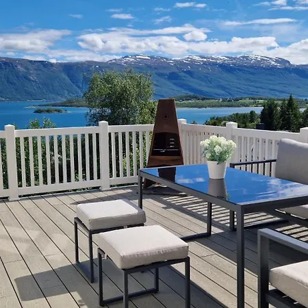 Apartman Main Floor, Lyngen Alps, Sauna Included