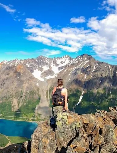 Main Floor In The Lyngen Alps, Whole House Rentable Appartamento *