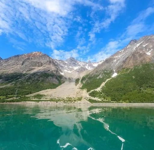 Main Floor In The Lyngen Alps, Whole House Rentable Lyngseidet