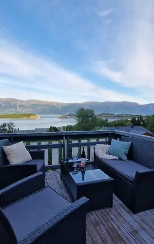 Appartamento Main Floor In The Lyngen Alps, Whole House Rentable Lyngseidet