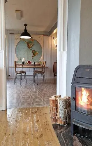Main Floor In The Lyngen Alps, Whole House Rentable Apartmán *