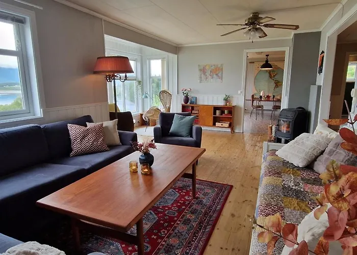 Main Floor In The Lyngen Alps, Whole House Rentable *