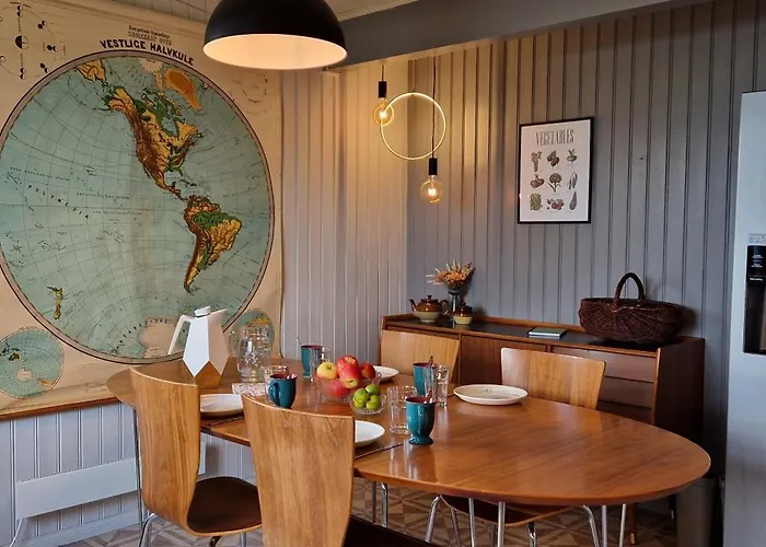 Main Floor In The Lyngen Alps, Whole House Rentable Appartamento